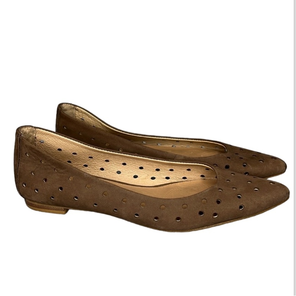 Corso Como Shoes Flats Womens Size 6.5M Nubuck Leather Taupe Ballet Pointed Toe